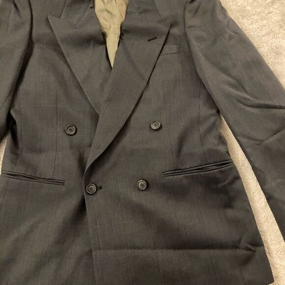 Pierre Cardin suit blazer - Picture 2 of 9